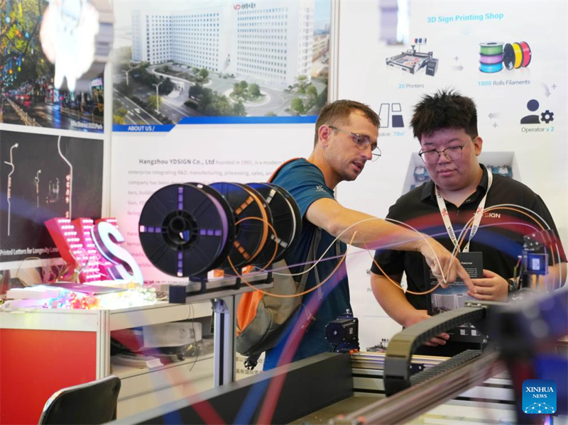 Η 26η ?κδοση τη? ?κθεση? Sign China ανο?γει τι? π?ρτε? τη? στη Σαγκ?η