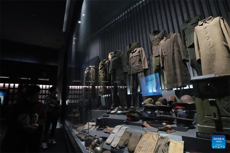 Η α?θουσα εκθ?σεων στην επαρχ?α Χε?λονγκτζι?νγκ αποκαλ?πτει την πραγματικ? ιστορ?α του ιαπωνικο? βιολογικο? πολ?μου