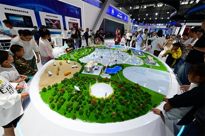 Η Παγκ?σμια Συν?λευση Βιομηχαν?α? για το 2025 ξεκιν? στην π?λη Χεφ?ι