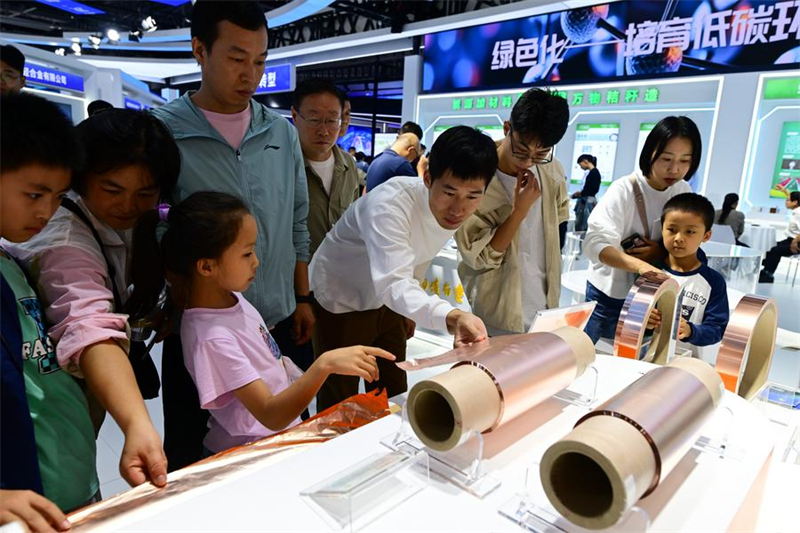 Η Παγκ?σμια Συν?λευση Βιομηχαν?α? για το 2025 ξεκιν? στην π?λη Χεφ?ι