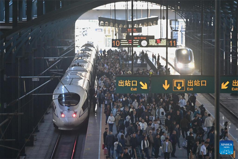 Η περ?οδο? αιχμ?? των ταξιδι?ν για την Εθνικ? Εορτ? ξεκιν? σε ?λη την Κ?να