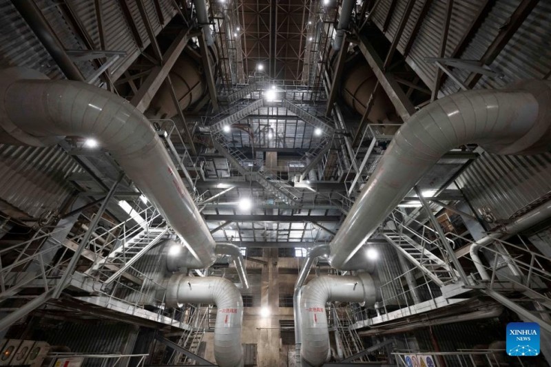 Η Χαρμπ?ν τη? Κ?να? εισ?ρχεται στην περ?οδο θ?ρμανση?