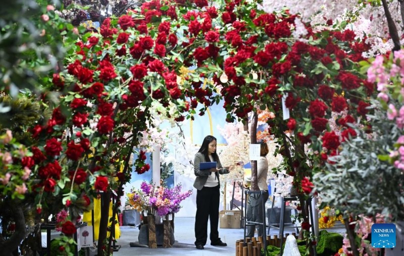 Η ?κθεση τη? Καντ?να? προσελκ?ει ρεκ?ρ αγοραστ?ν σε παγκ?σμιο επ?πεδο